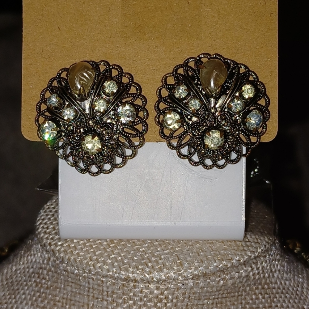 Vintage Western Germany Necklace and Clip on Earring set - Picture 4 of 11